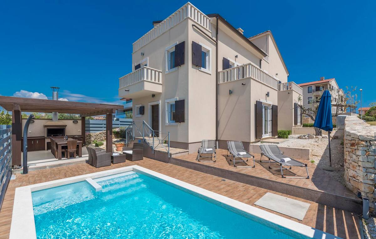 VILLA CASTAGNA